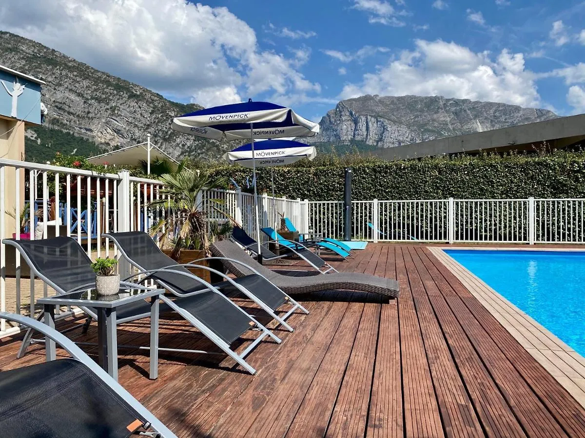 Hotel Le Neron - Logis Fontanil-Cornillon France