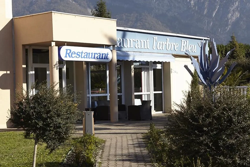 *** Hotel Hôtel Le Néron - Logis Fontanil-Cornillon Francia