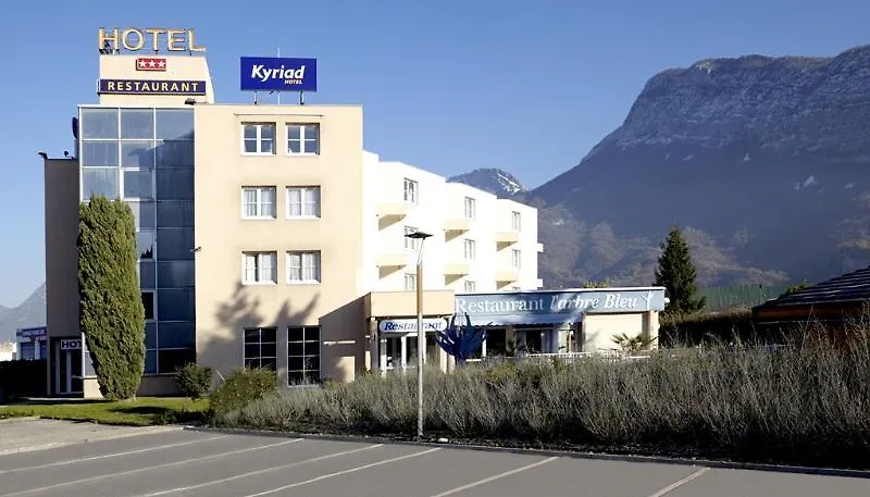 Hôtel Le Néron - Logis Fontanil-Cornillon Hotel