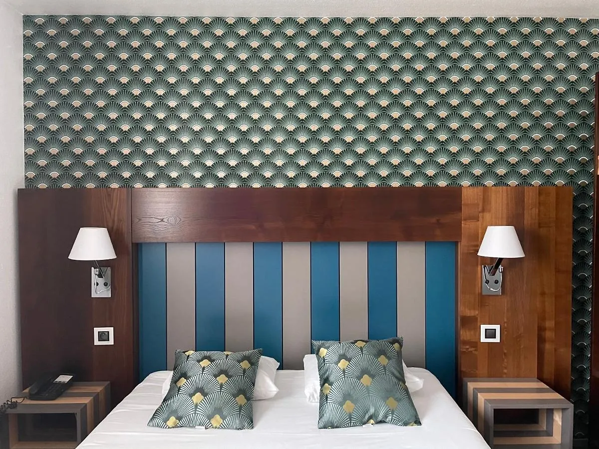 Hotel Le Neron - Logis 퐁타닐코르닐롱